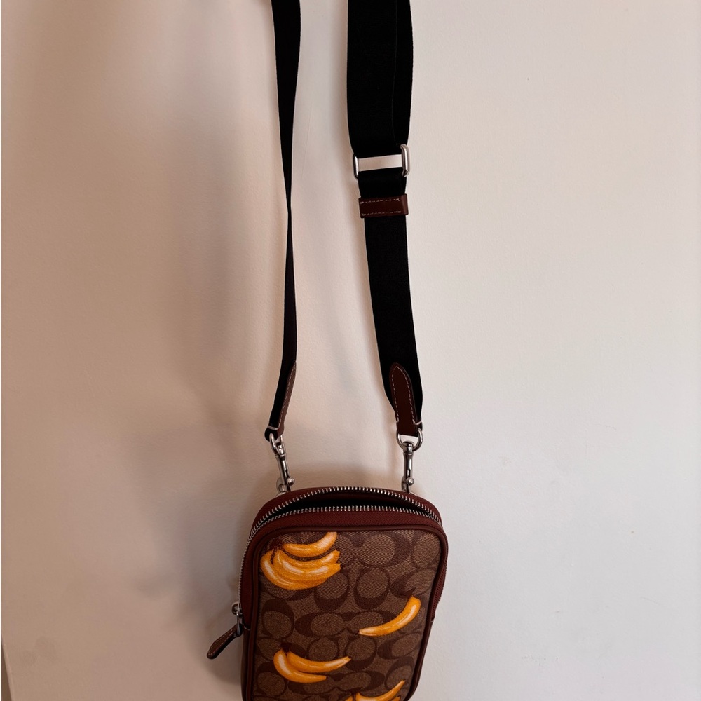 Coach Banana Aden crossbody - Picture 9 of 9